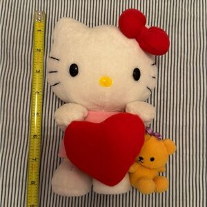 Hello Kitty and Tiny Chum